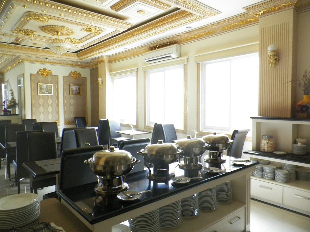 Ceria Boutique Hotel Maguwo Exteriör bild